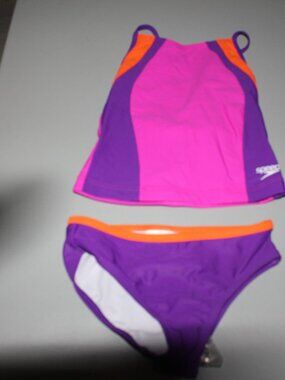 New Blush 2 Pcs Speedo Swimsuit Size 6 New